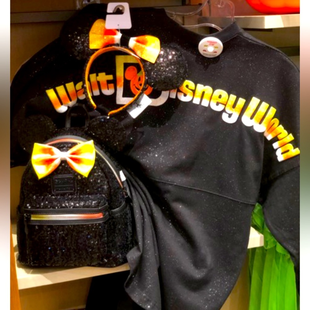 Disney WDW 2019 Candy Corn Spirit Jersey Black with Silver Sparkles Size Large